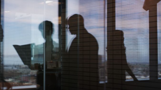 “Through a Glass, Darkly”: Navigating Conflicts of Interest in Criminal Cases (Presented by the Federal Bar Association’s Professional Development Committee)